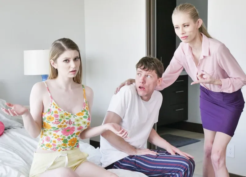 Mẹ kế bắt con gái riêng của gã chồng đụ với cậu con trai