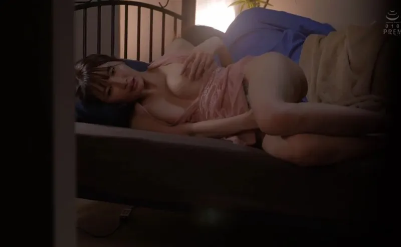 đưa cấp trên say xỉn về nhà, cậu nhân viên may mắn húp được vợ sếp xinh dâm