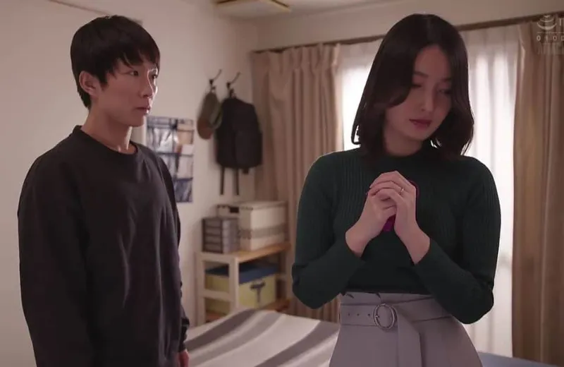 Thấy bố đụ mẹ kế mãi không có thai, cậu con trai ra tay giúp đỡ