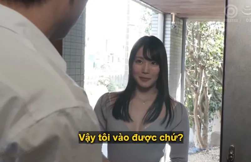 Chàng trai giàu có bị em gái xinh đẹp nhà bên cạnh, mới dọn về cùng ông chồng, dụ dỗ quan hệ.